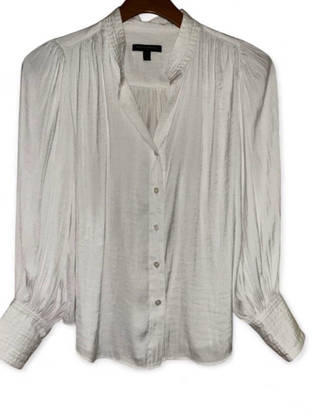 Banana Republic Cream Button-Front Pleated Long-Sleeve Blouse